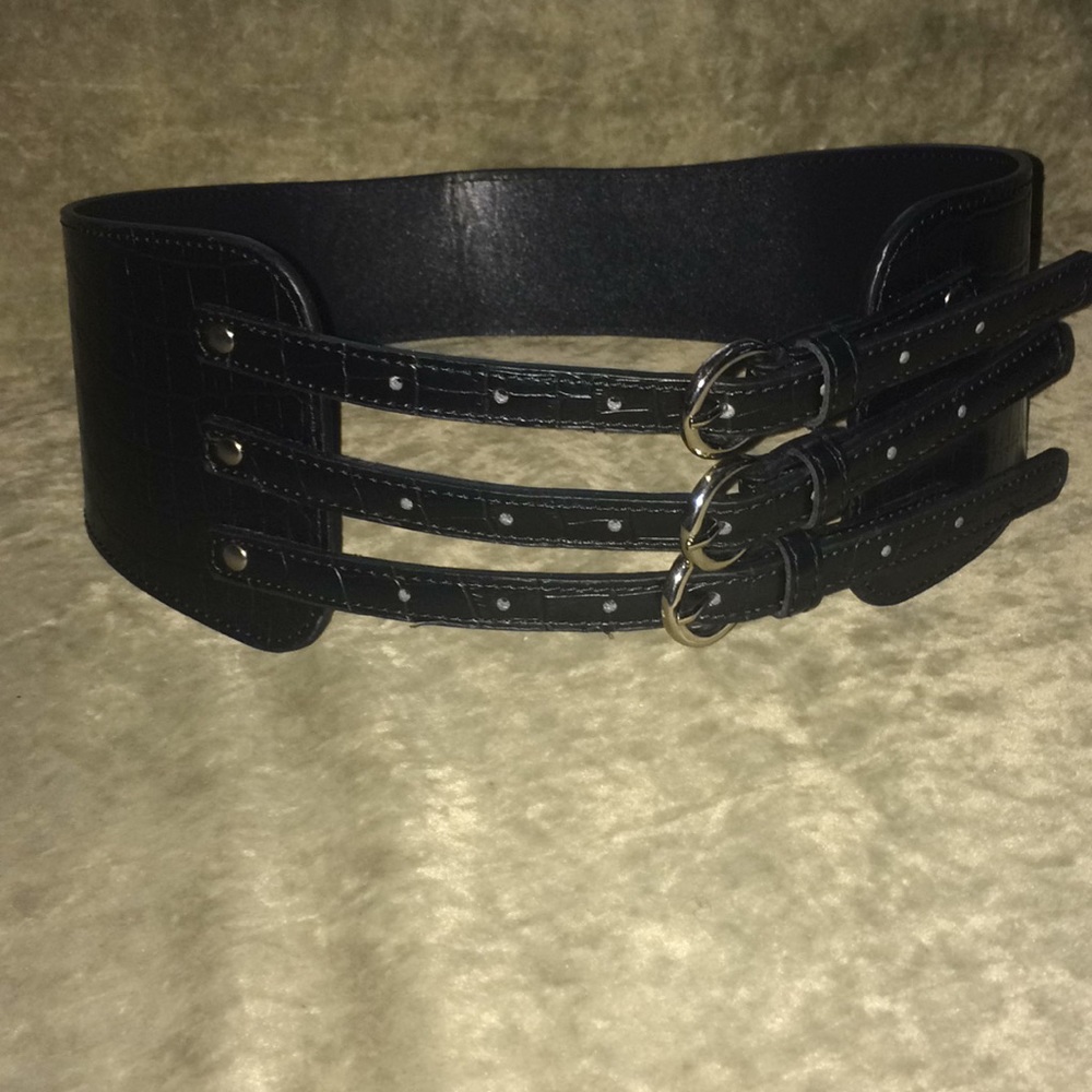 Faux Alligator Leather Fashion Belt